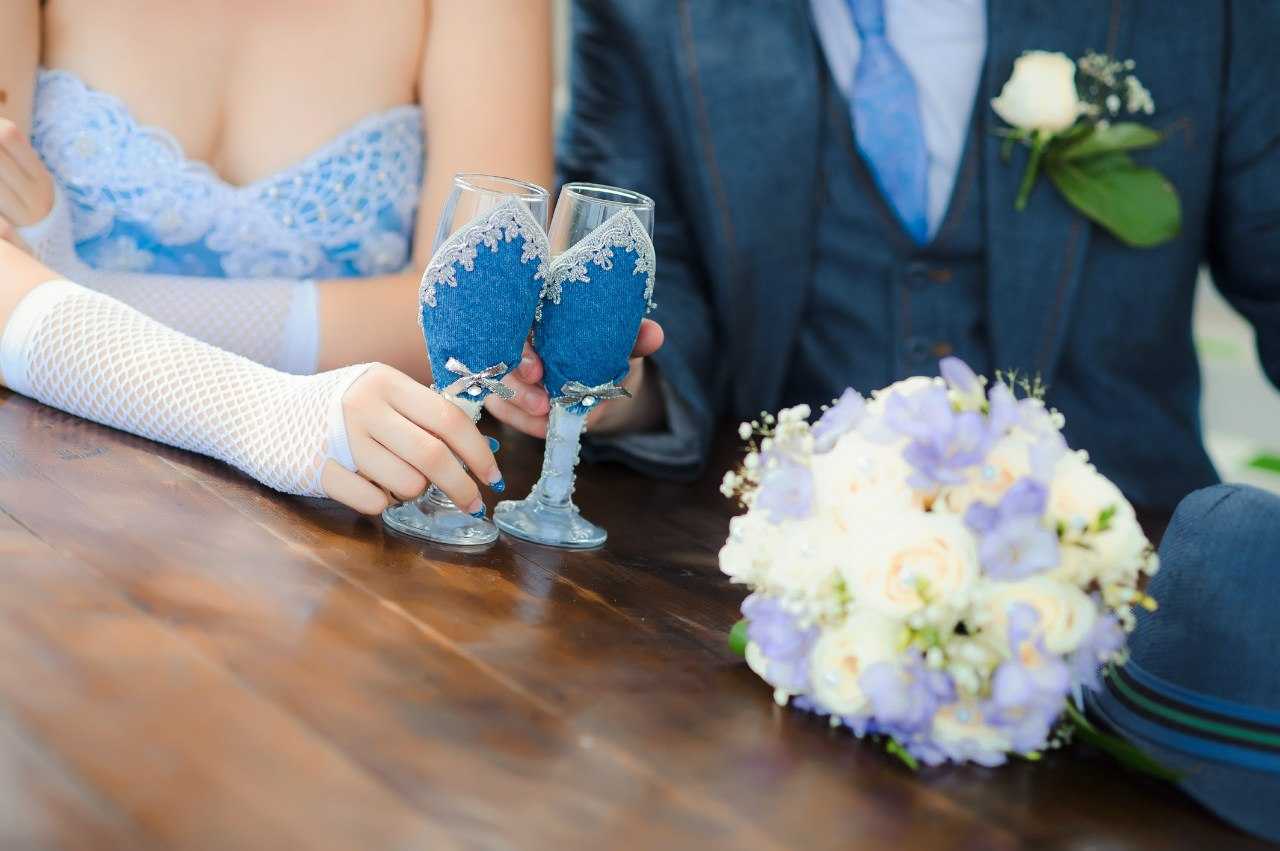2 веселых сценария проведения свадьбы в кафе – без тамады и с ведущим